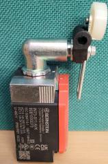 Bernstein 608.1000.073 IN73-S11 AVK Adjustable roller level limit switch, 25mm diameter roller (clearance)